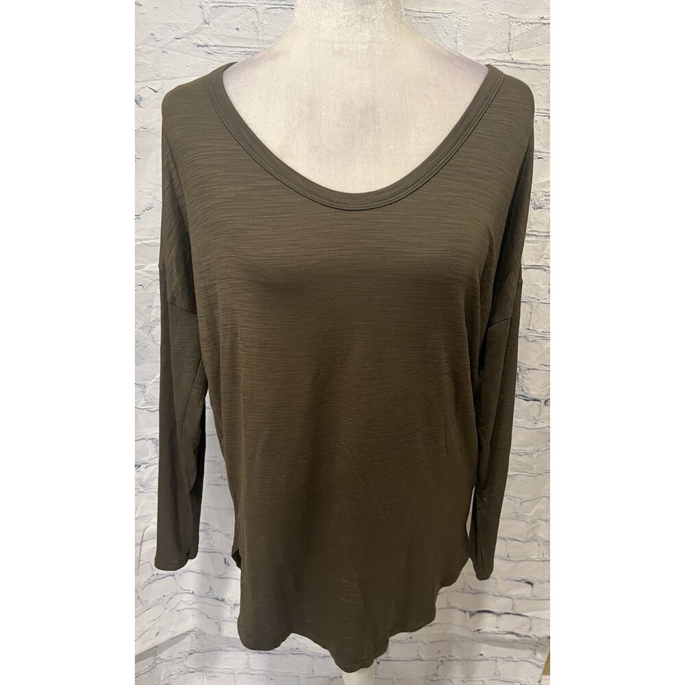 Old Navy Luxe Long-Sleeve V-Neck Tunic T-Shirt in Olive Green Medium